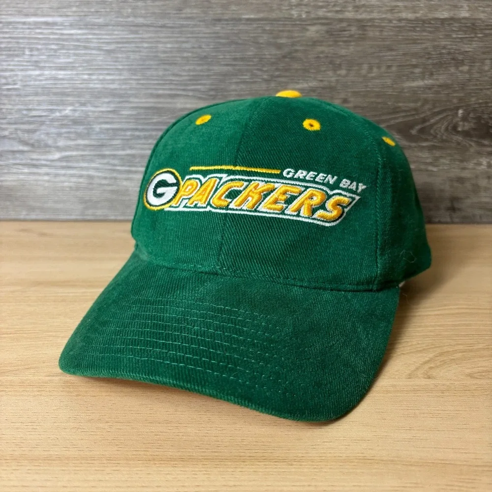 Vintage Green Bay Packers Hat Cap Snap Back NFL Football Green Logo Athletic
